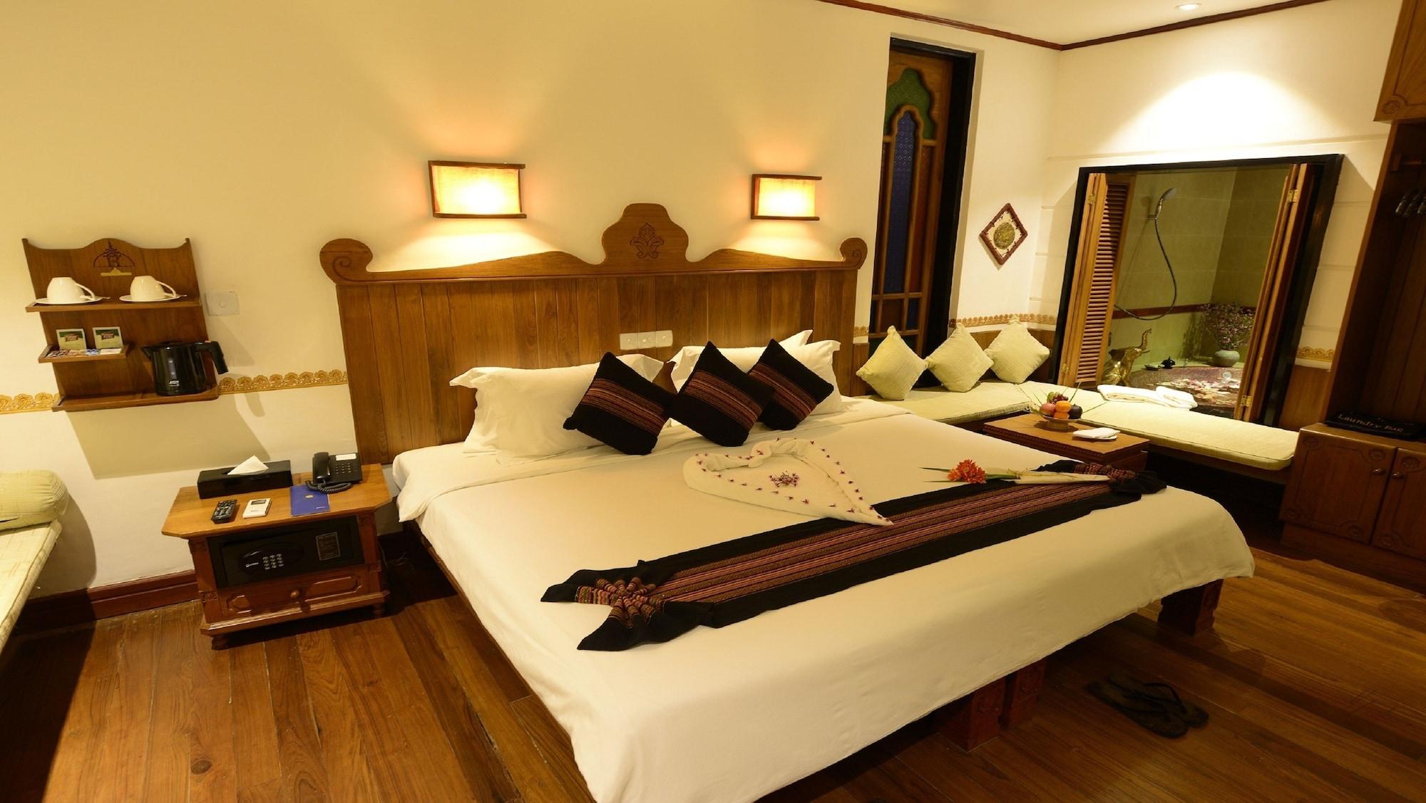 Hotel Amazing Nyaung Shwe Ngoại thất bức ảnh