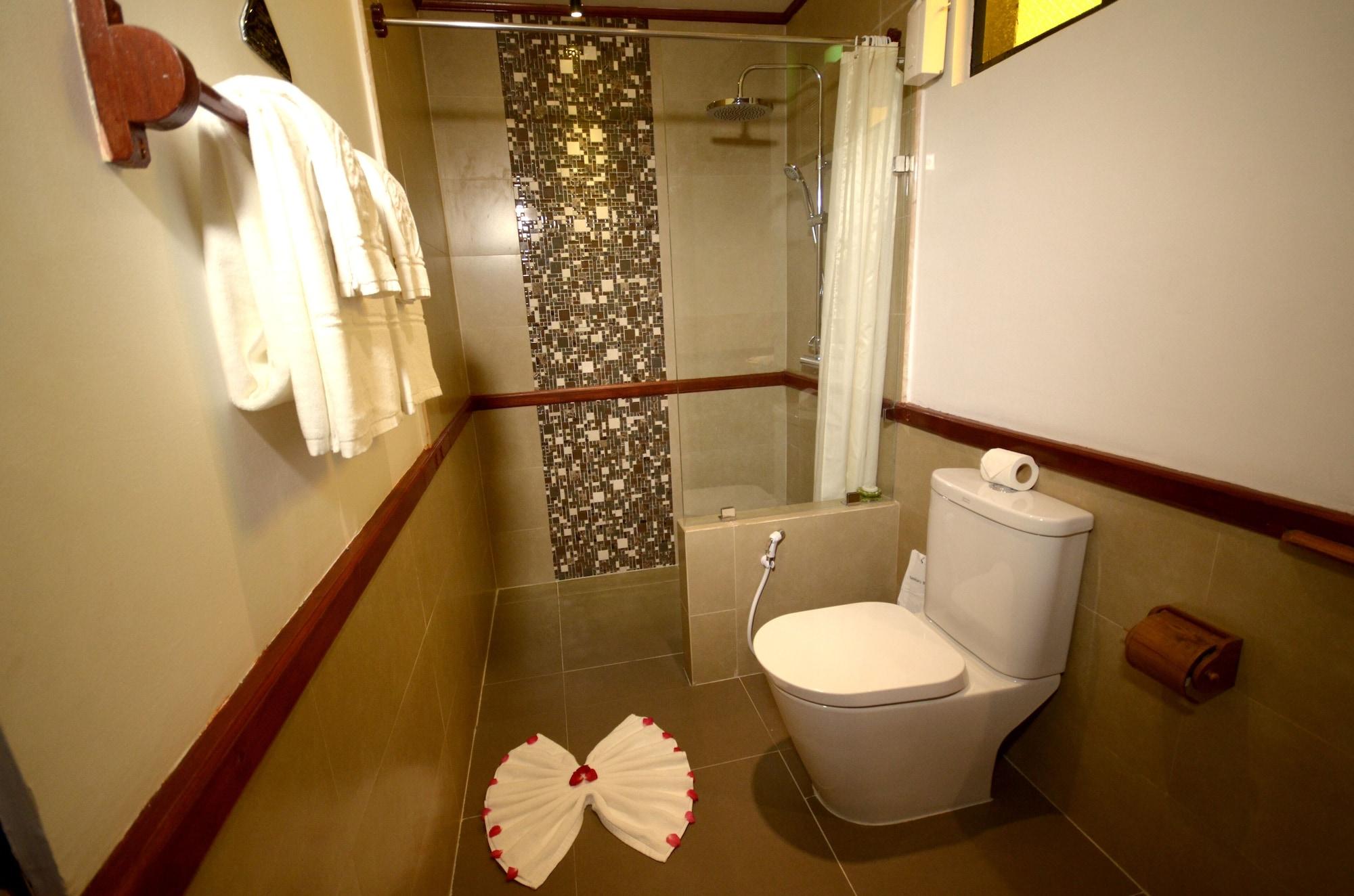 Hotel Amazing Nyaung Shwe Ngoại thất bức ảnh