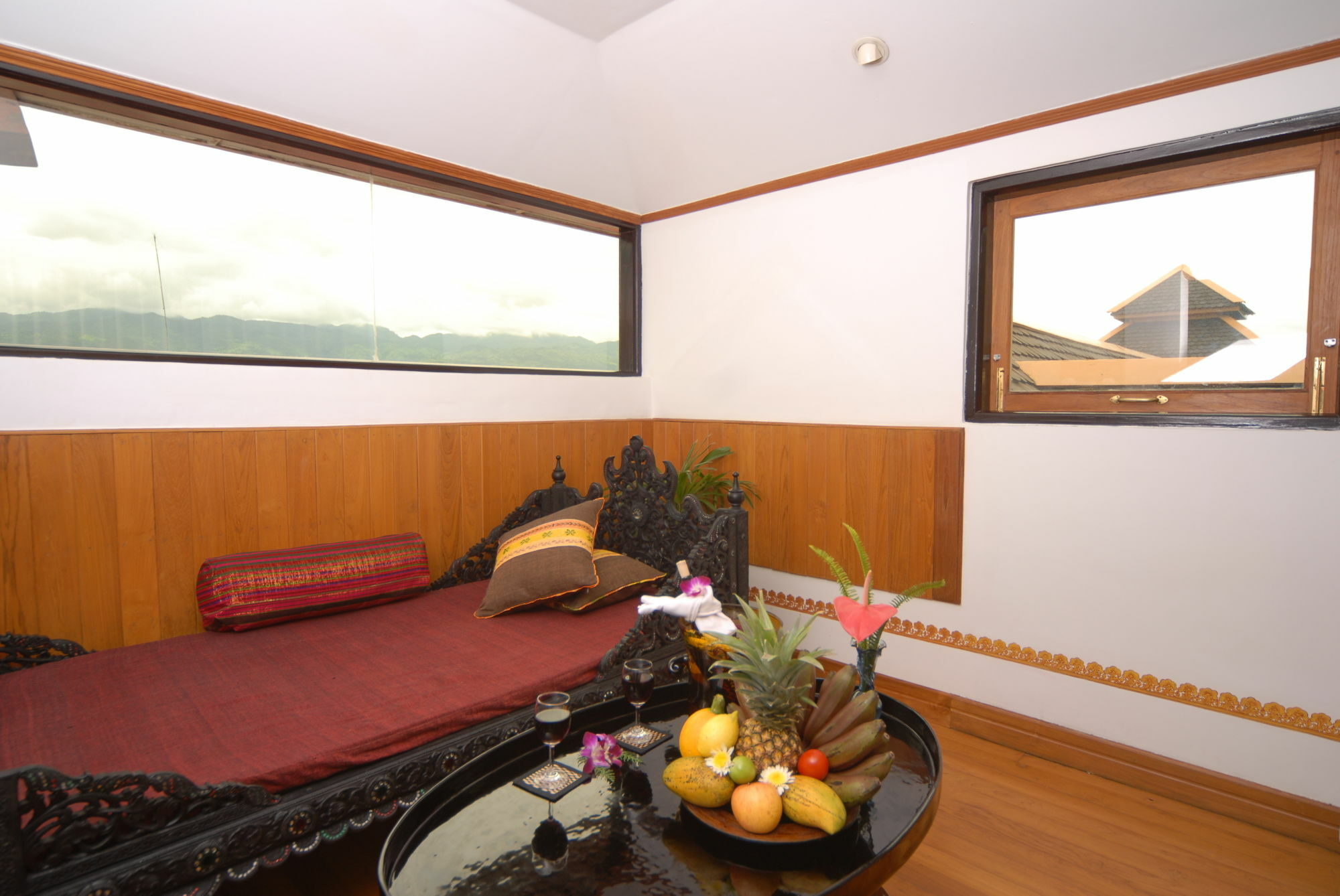 Hotel Amazing Nyaung Shwe Ngoại thất bức ảnh