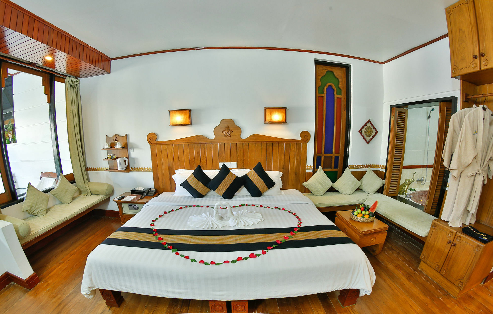 Hotel Amazing Nyaung Shwe Ngoại thất bức ảnh