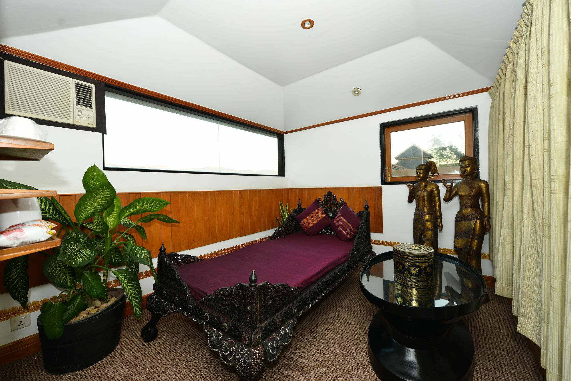 Hotel Amazing Nyaung Shwe Ngoại thất bức ảnh