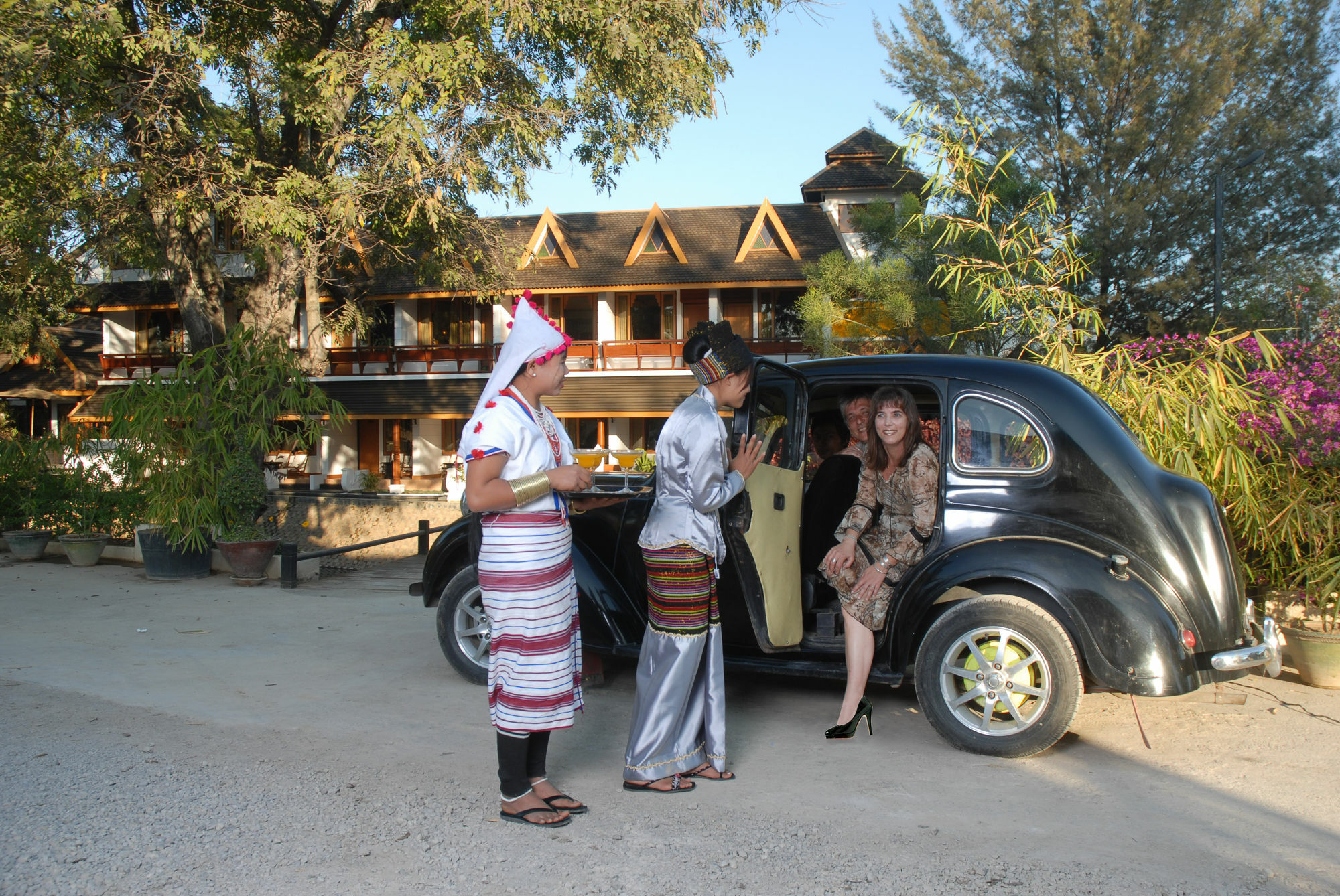 Hotel Amazing Nyaung Shwe Ngoại thất bức ảnh
